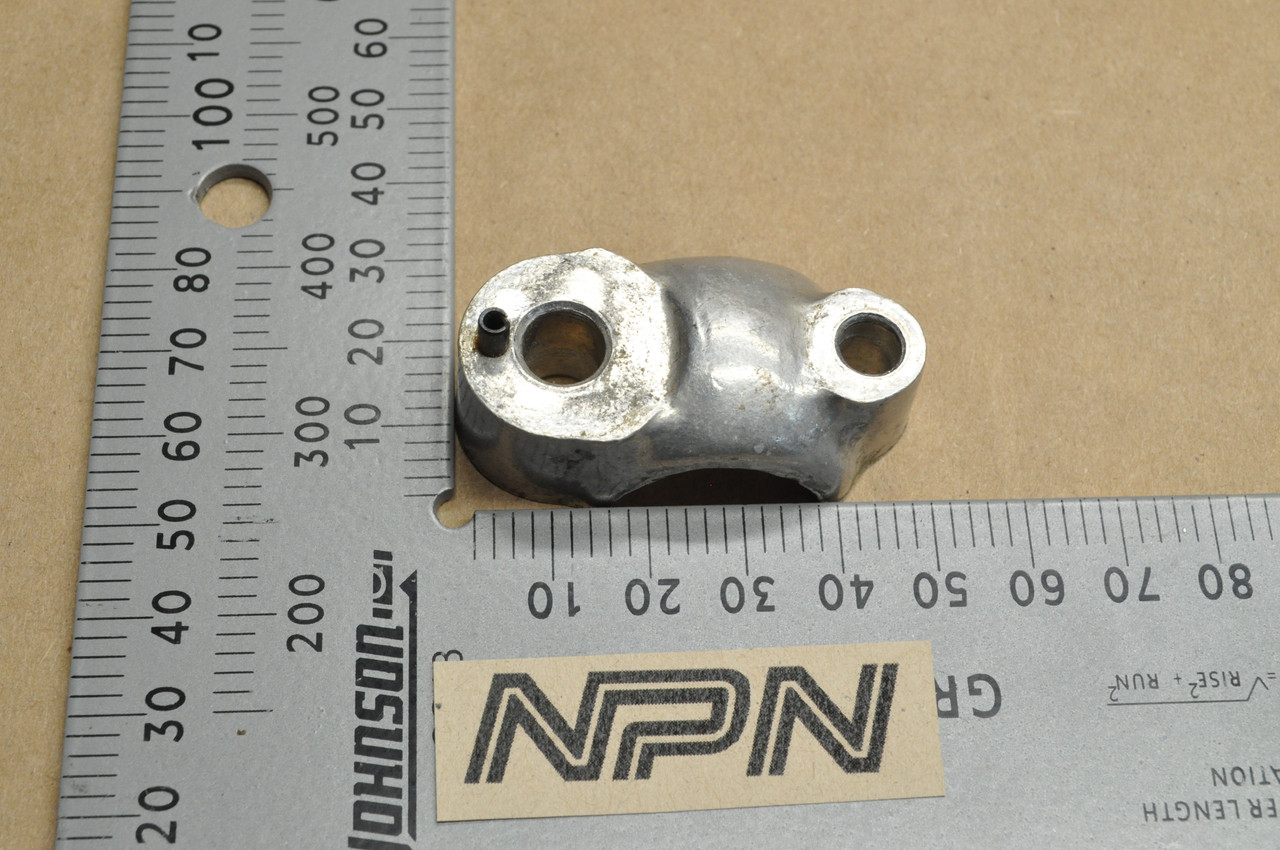 Vtg Used OEM Honda ST90 K0-K2 Front Turn Signal Mount Clamp Holder 33715-128-670