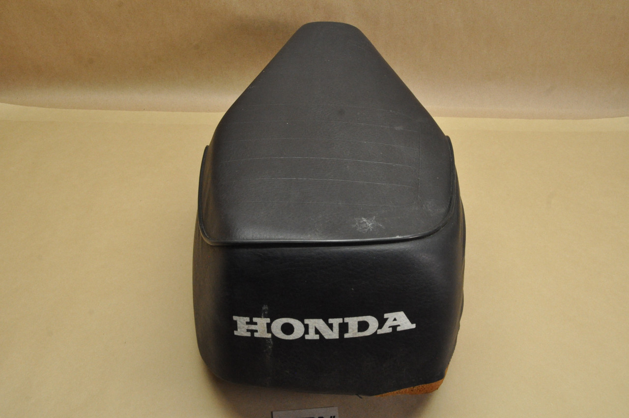 Vintage Used OEM Honda 1984-85 NQ50 Spree Seat 77100-GK8-670 ZA