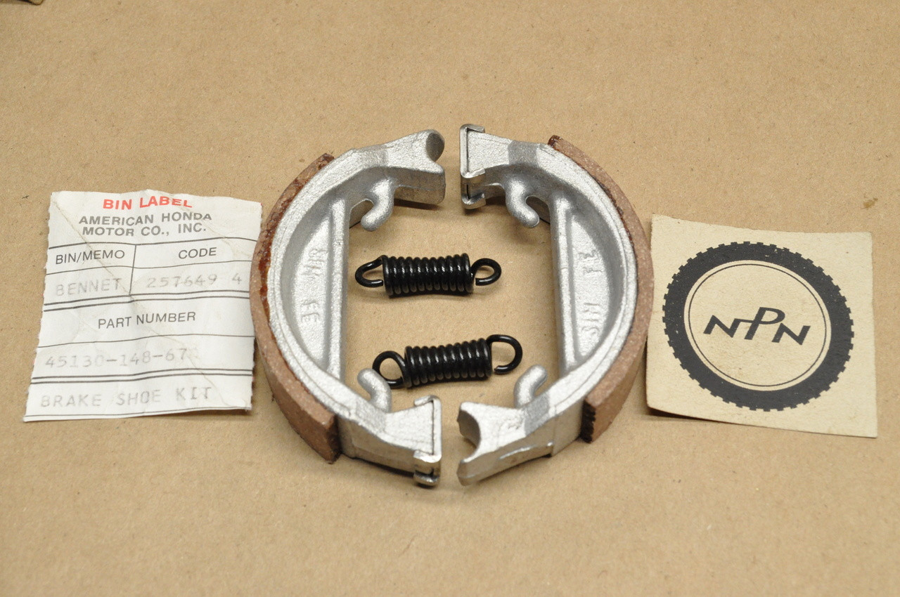 NOS Honda 1978-81 PA50 Rear Brake Shoe Kit 45130-148-670