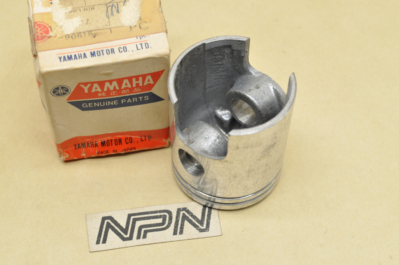 NOS Yamaha 1964-65 YJ1 YJ2 .25 Oversize Piston 42.25mm 113-11635-02