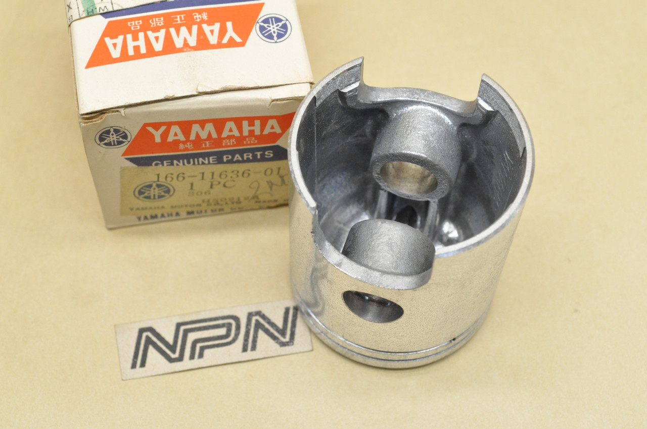 NOS Yamaha L5T YL2 YLCM .50 Oversize Piston 52.50mm 166-11636-01