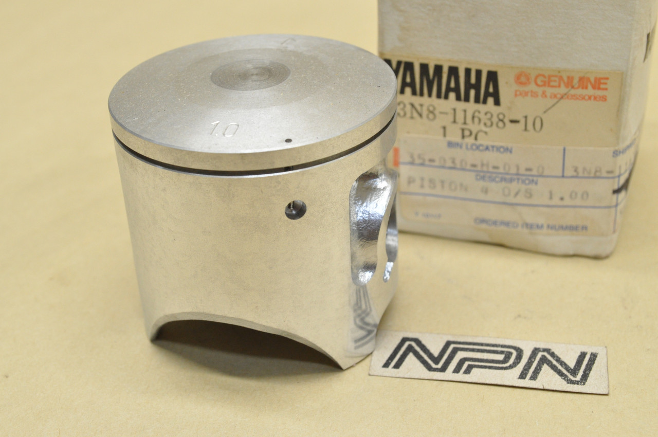 NOS Yamaha 1981 YZ125 1.00 Oversize Piston 3N8-11638-10