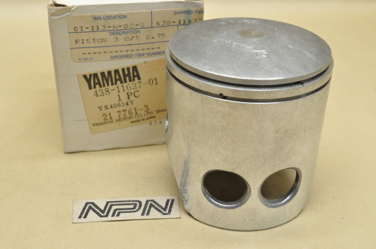 NOS Yamaha 1975-76 DT250 1974-77 TY250 .75 Oversize Piston 438-11637-01