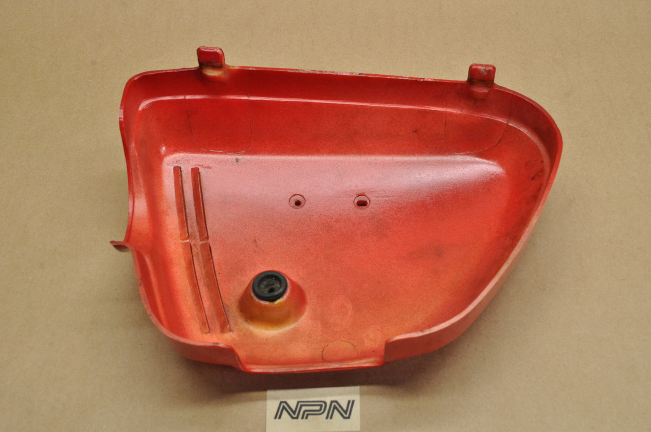 Vintage Used OEM Honda CB350 K3 Right Side Cover Ruby Red 17231-317-670 HX