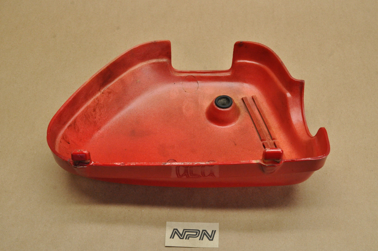 Vintage Used OEM Honda CB350 K3 Right Side Cover Ruby Red 17231-317-670 HX