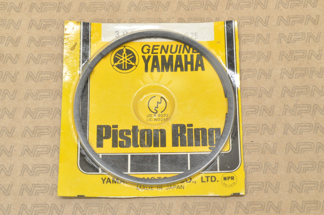 NOS Yamaha 1980-81 YZ465 .75 Oversize Piston Ring Set for 1 Piston 3R5-11601-30