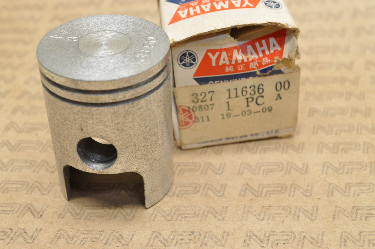 NOS Yamaha 1972 LS2 .50 Oversize Piston 38.50mm 327-11636-00