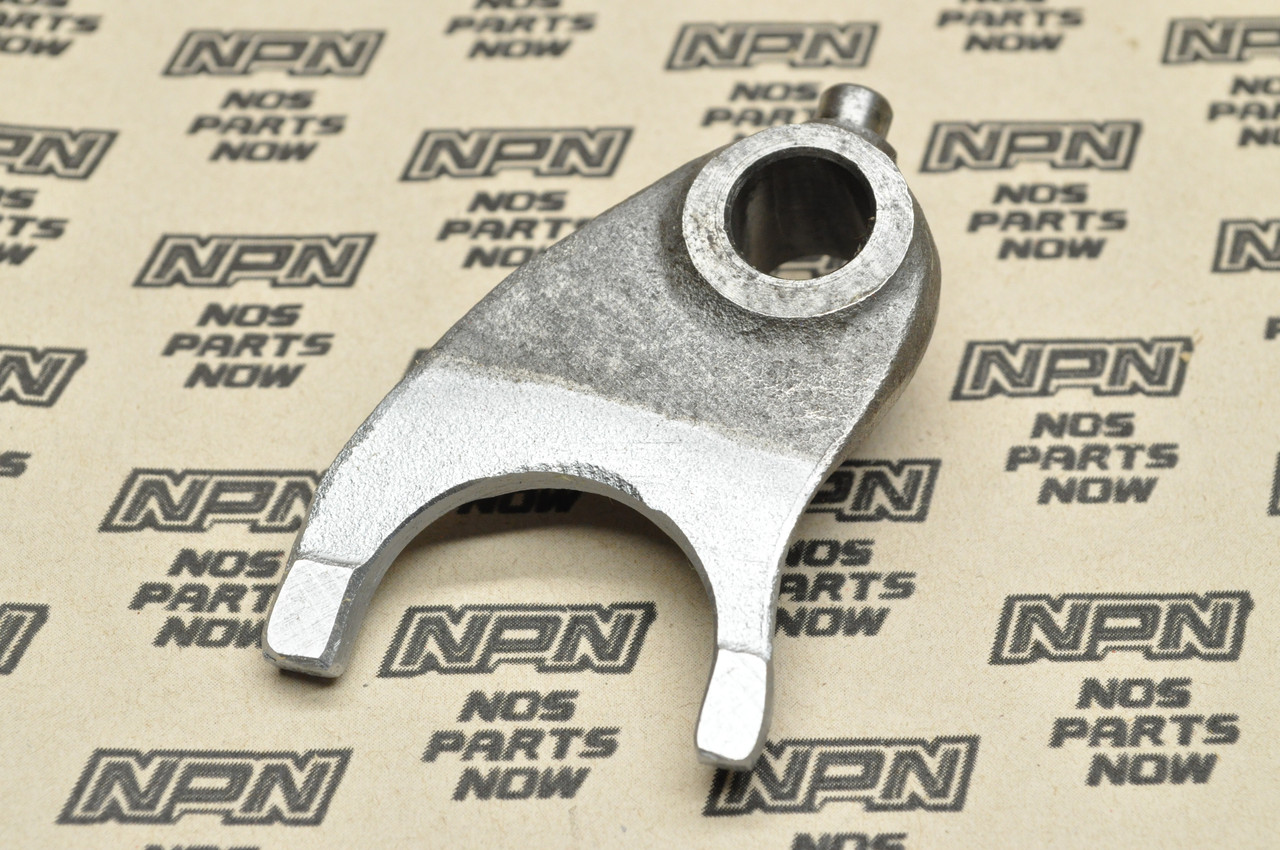 NOS Honda CB125 CL100 SL125 XL100 XL125 Right Gear Shift Fork 24211-107-000