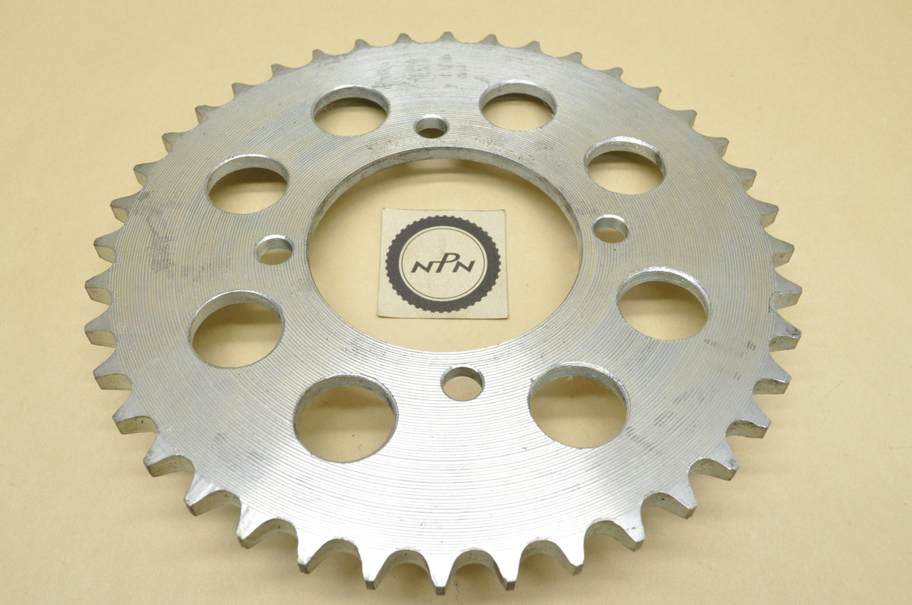 NOS Honda CB77 Rear Wheel Final Chain Drive Sprocket 40T 41201-268-830