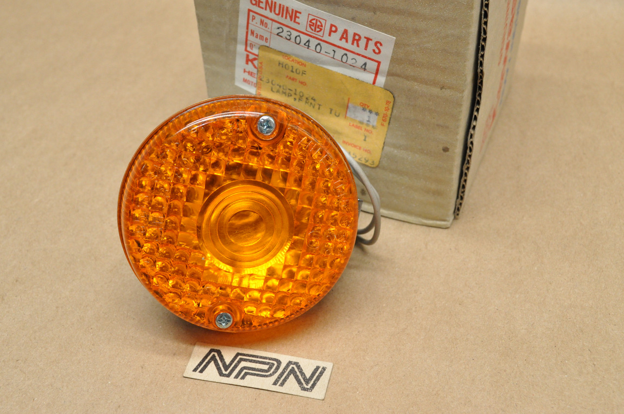NOS Kawasaki KH400 KZ250 KZ305 KZ440 KZ550 S3 Front Turn Signal