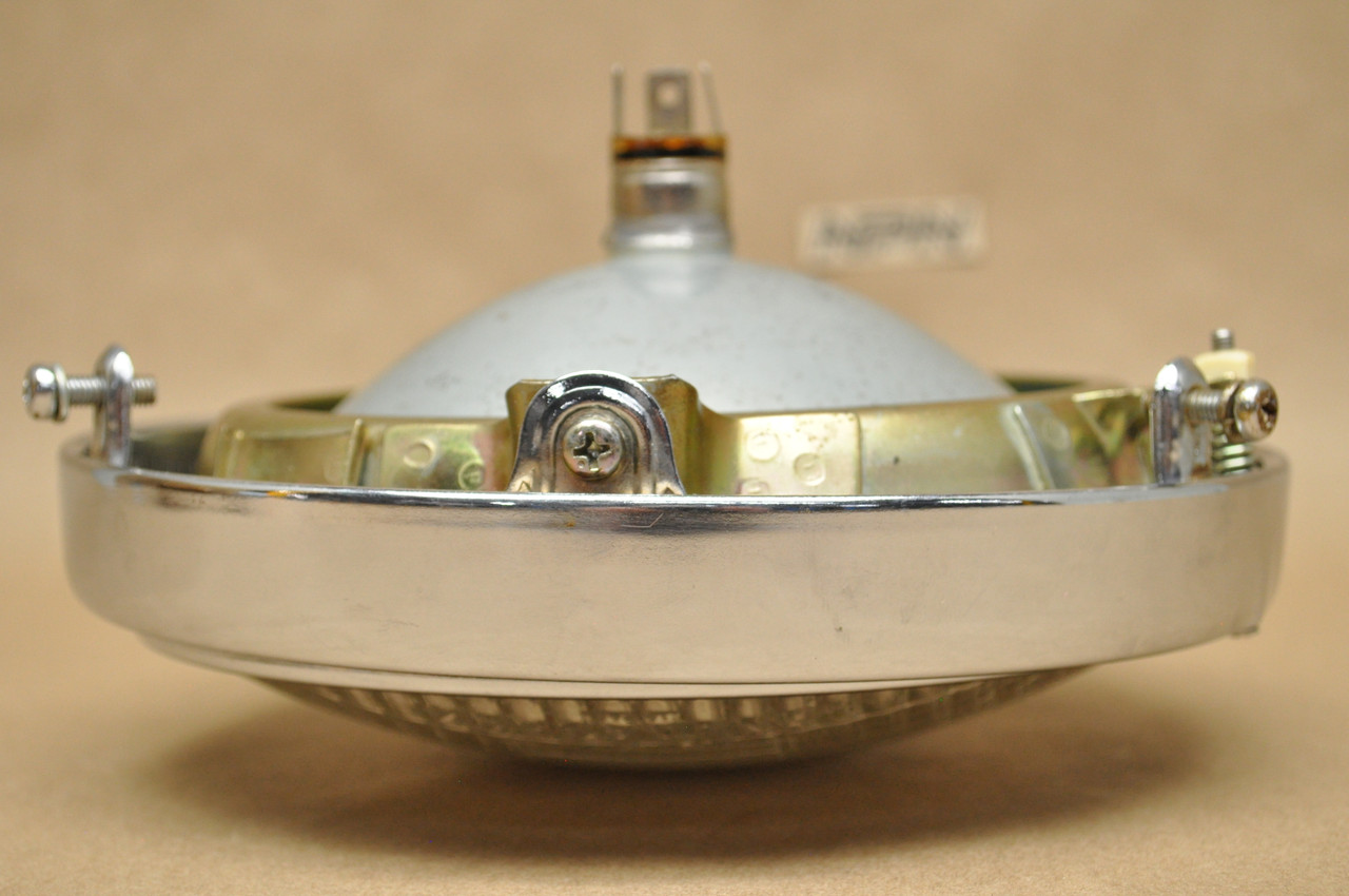 NOS Kawasaki H1 KH500 KZ1000 KZ750 KZ900 Z1 Head Light & Bezel Unit 23003-017