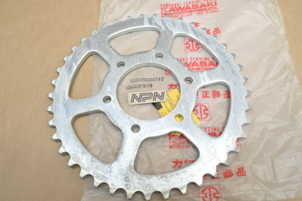 NOS Kawasaki KZ1000 Police KZ1100 GPz Rear Drive Chain Sprocket 41T 42041-1058