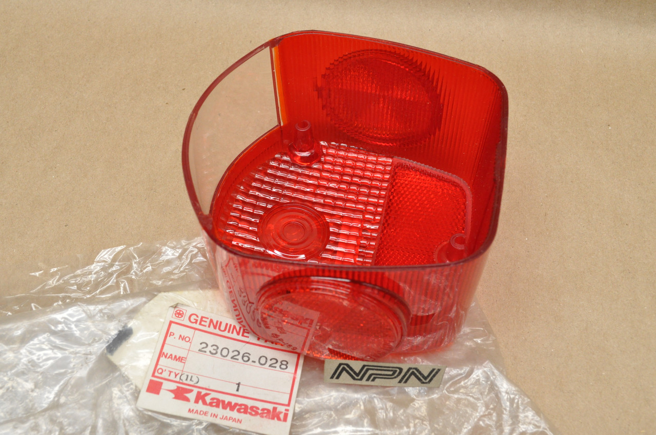 NOS Kawasaki F9 G4 KE125 KH100 KS125 KV100 KZ440 MC1 Tail Light