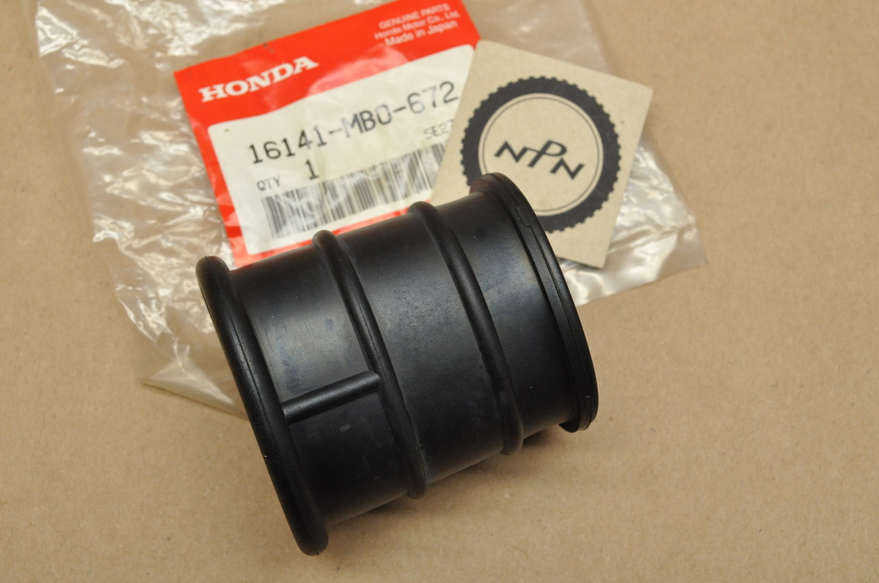 NOS Honda VF700 VF750 Carburetor Air Intake Connecting Tube Boot