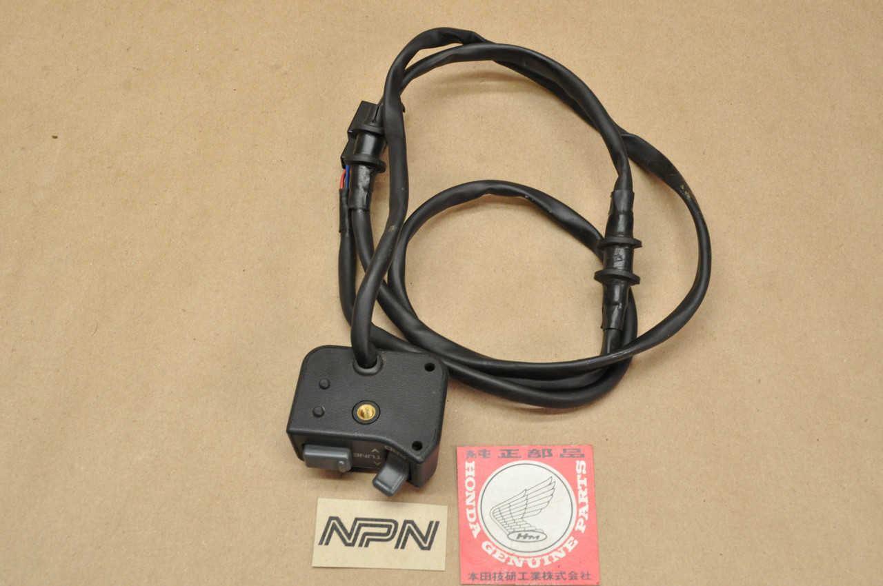 NOS Honda GL1500 A Radio Control Tune Mute Handlebar Control Switch 39210-MAM-B11