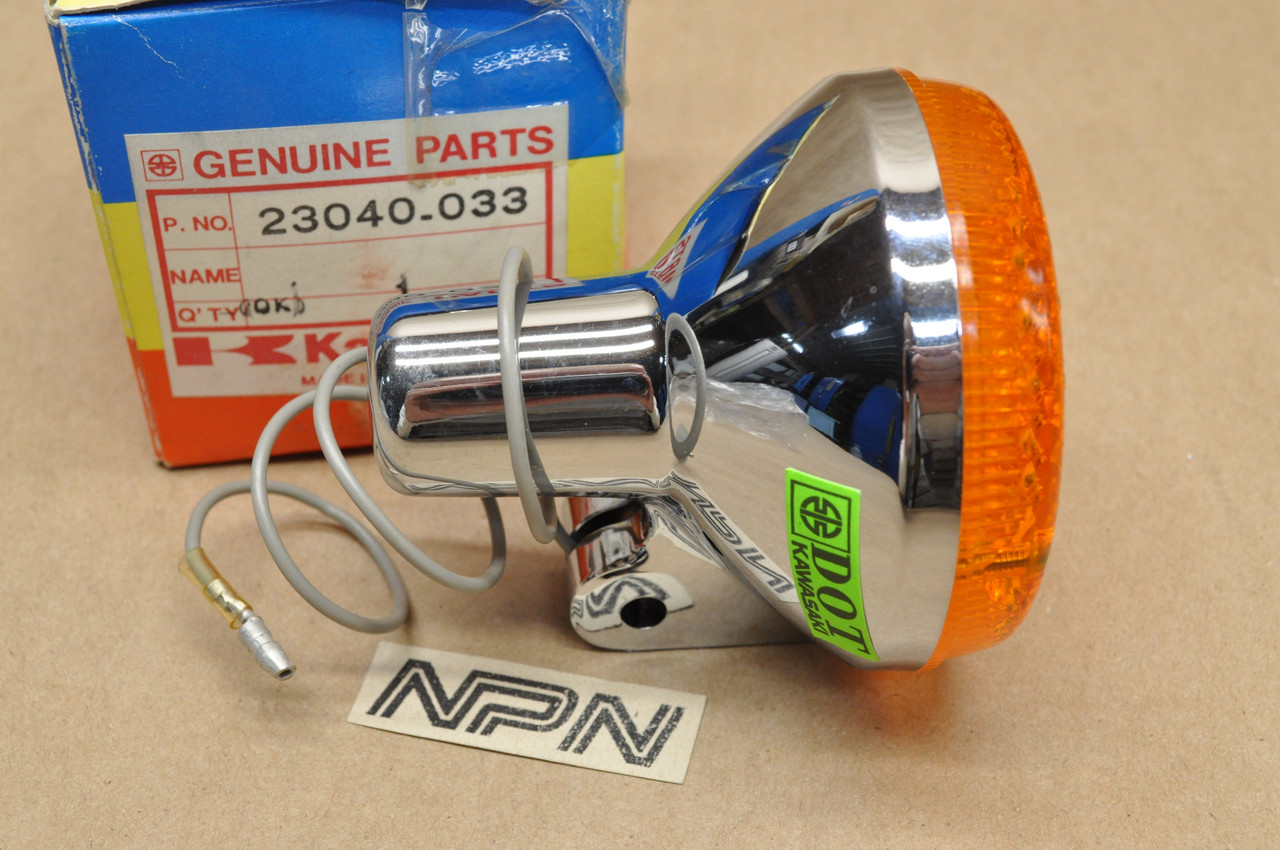 NOS Kawasaki F11 G3 KE100 KE250 KL250 KS125 KV100 Rear Turn Signal 23040-033