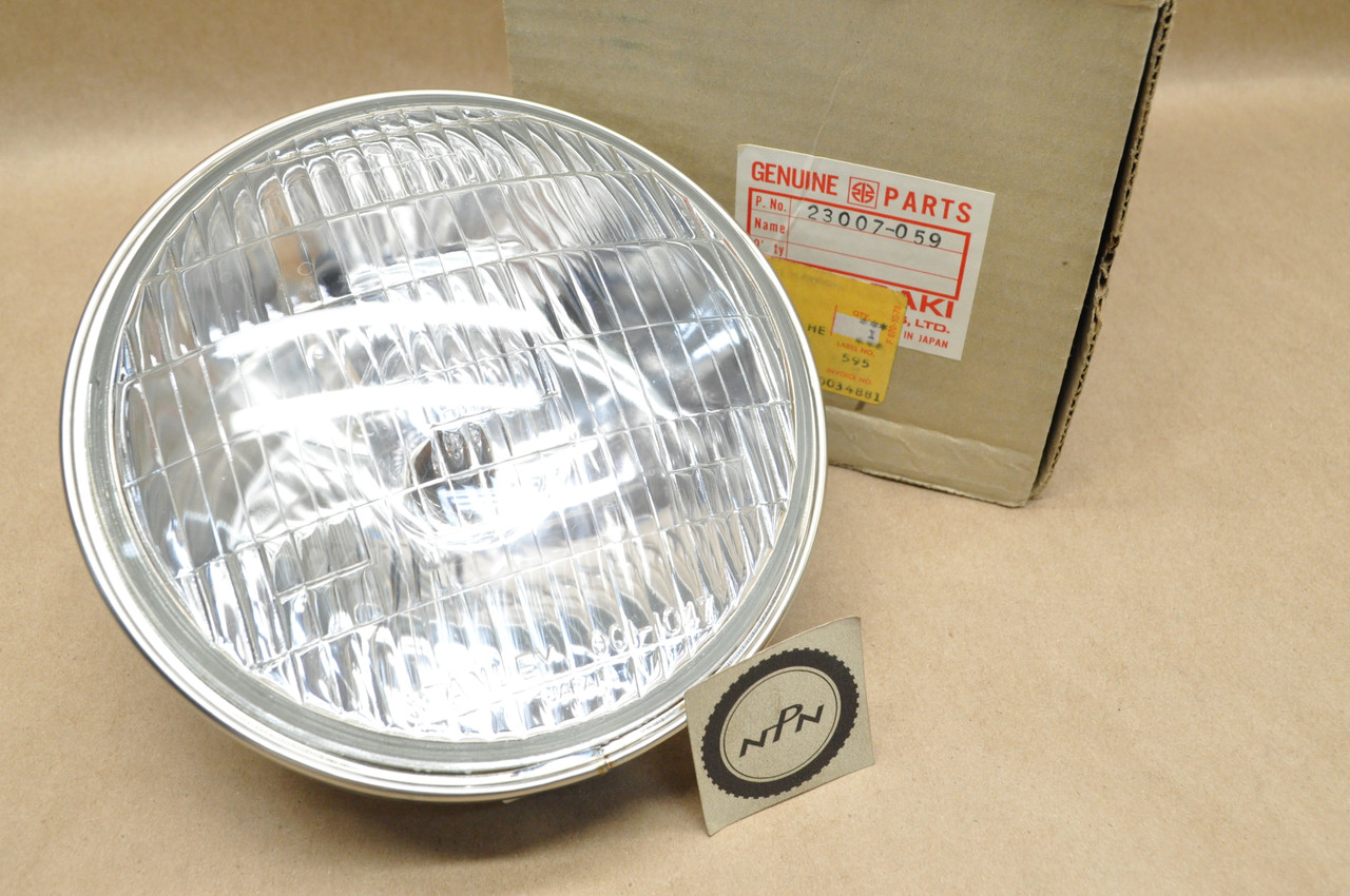 NOS Kawasaki KZ305 KZ400 KZ440 Stanley Sealed Head Light Beam 12V 23007-059