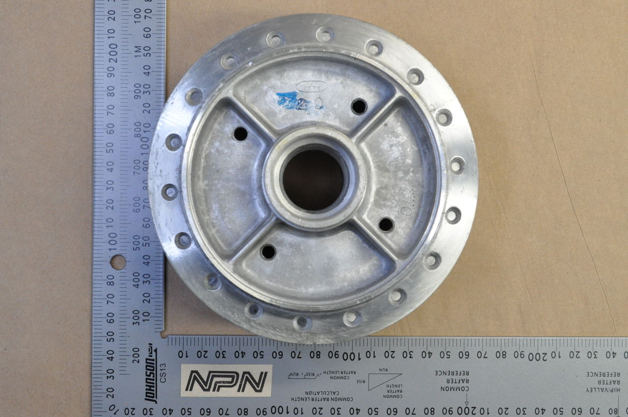 NOS Honda CL90 S65 S90 Rear Wheel Hub 42601-028-000