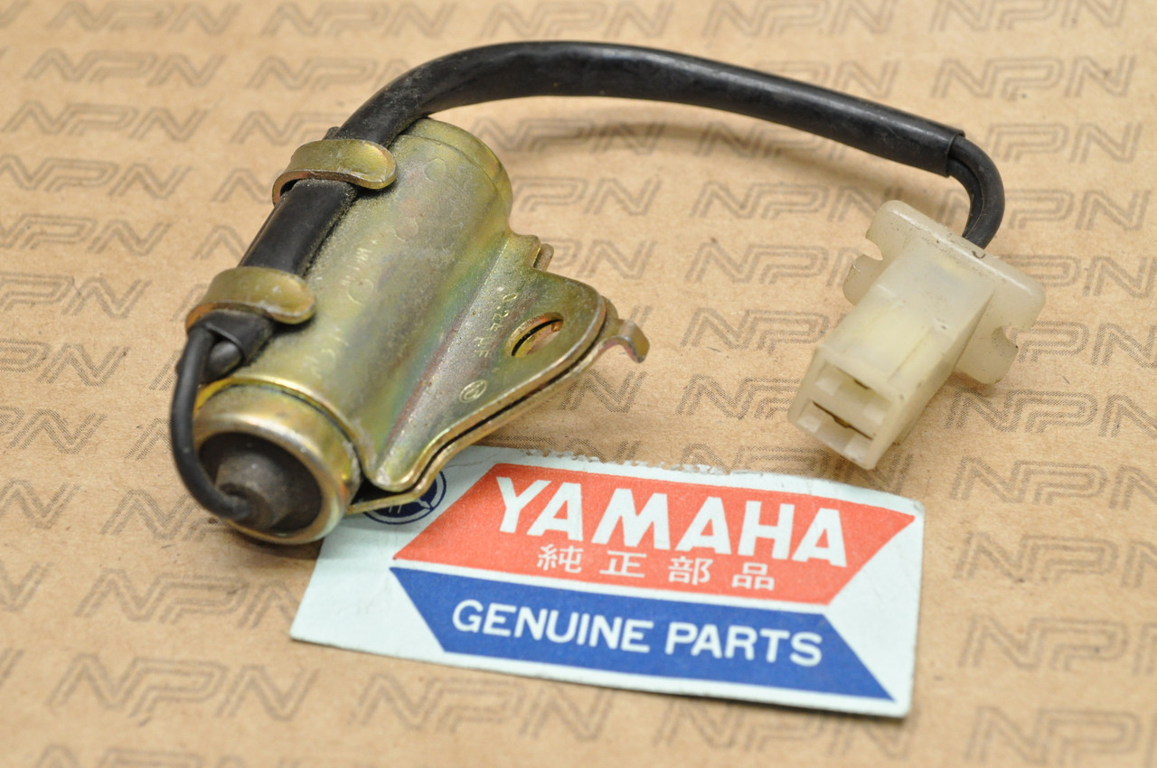 NOS Yamaha 1973-74 TX500 1975-78 XS500 Ignition Condenser 371-81625-10