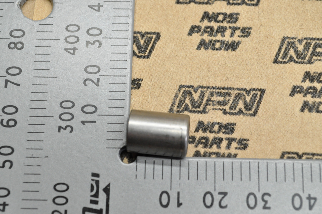 NOS Honda ATC70 C70 CL70 CT70 SL70 TRX90 XL70 XR70 Z50 Dowel Pin 90704-035-000