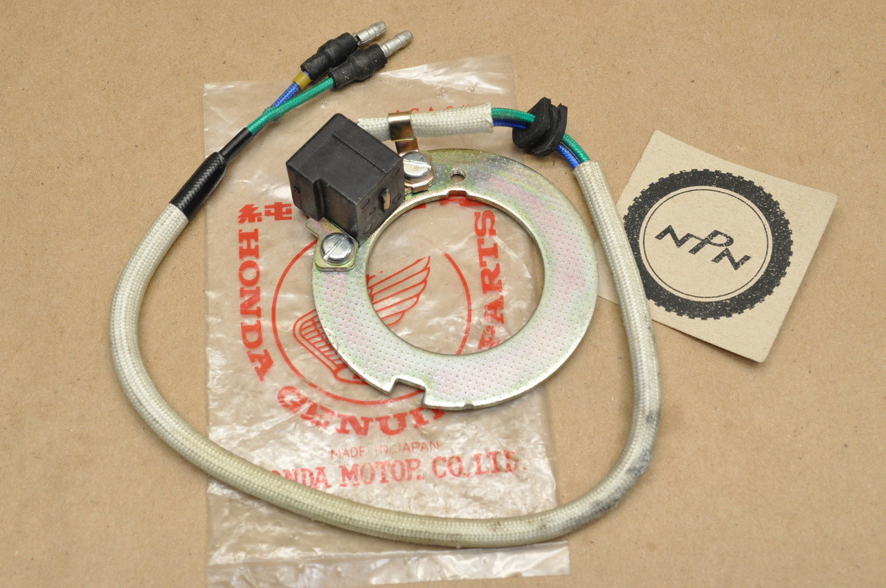 NOS Honda 1982-1983 CT110 Trail 110 Pulse Generator 30300-121-751
