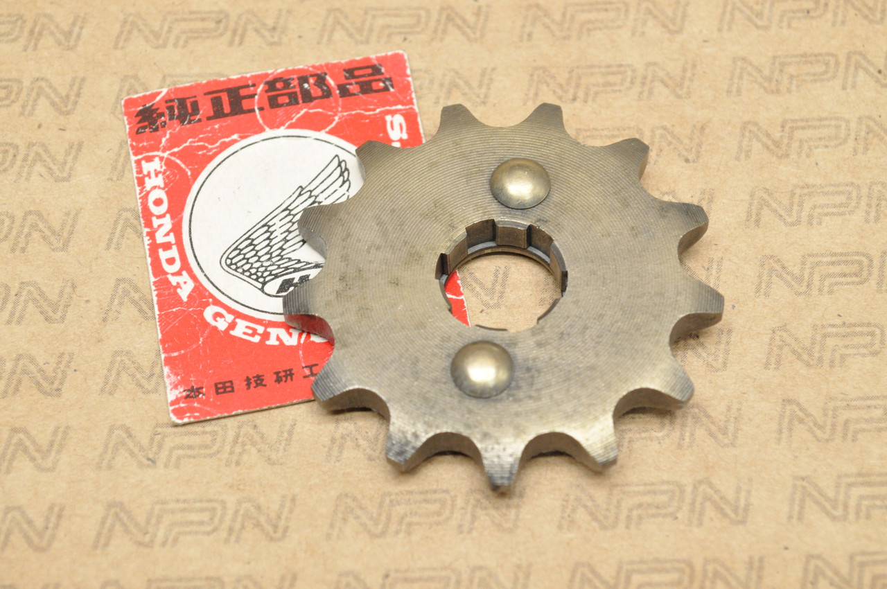 NOS Honda S65 Counter Shaft Front Drive Chain Sprocket 13T 23800-035-010