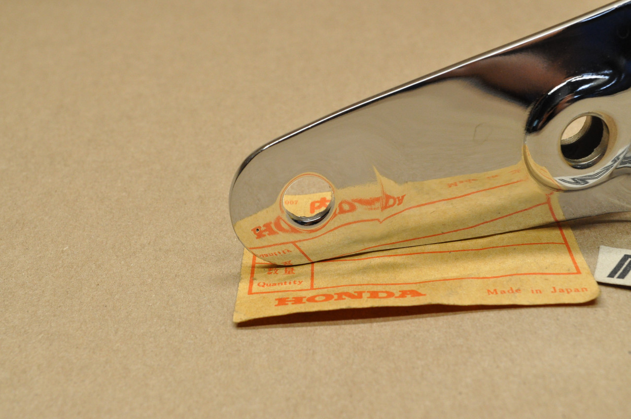 NOS Honda SL350 K0 Left Head Light Mount Fork Ear Bracket 61306-310-010