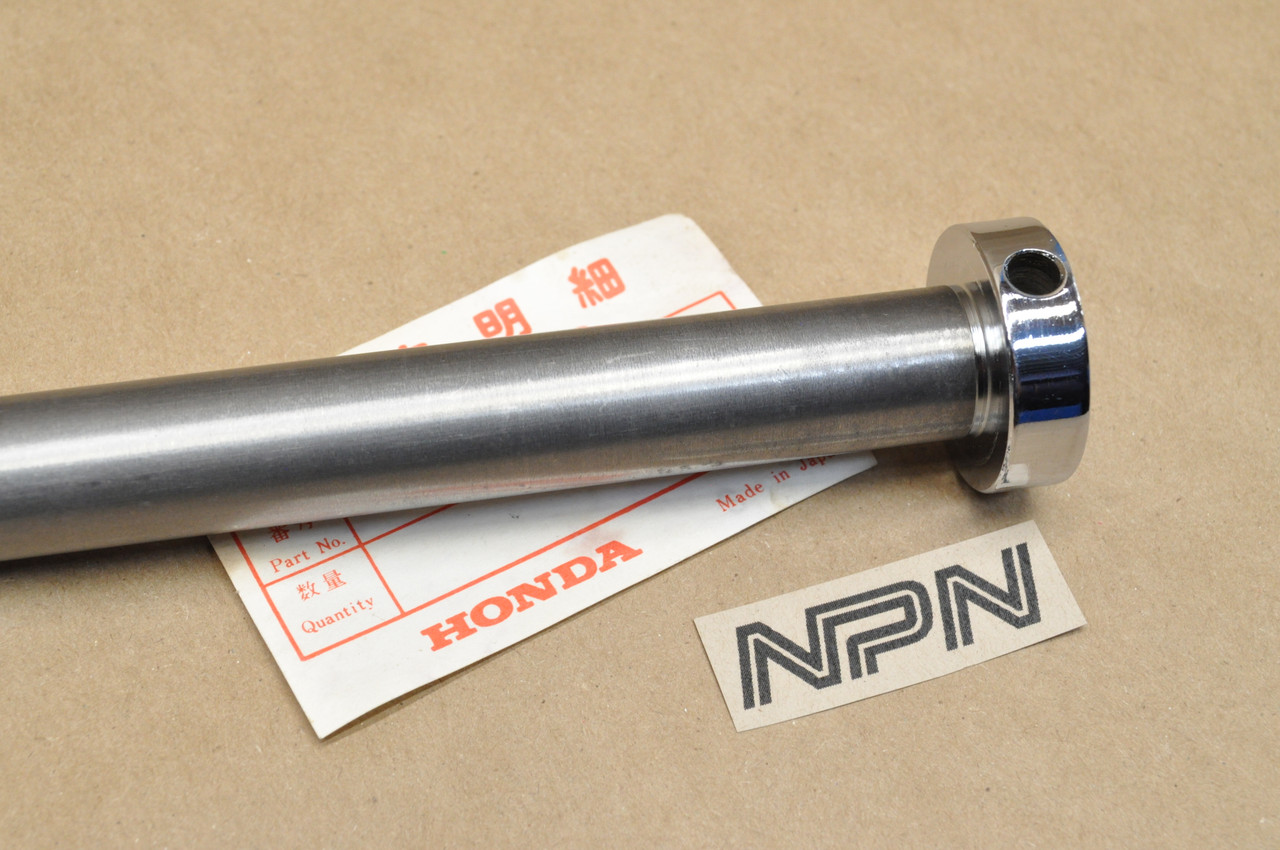 NOS Honda CB500 CB550 CB550F CB750 K0-1976 Rear Wheel Axle Bolt 42301-300-020