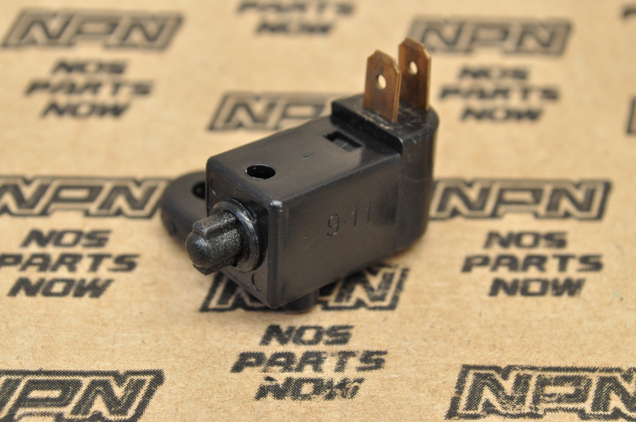 NOS Honda CB400A CB400 T CX500 GL1000 Brake Master Cylinder Switch 35340-413-013
