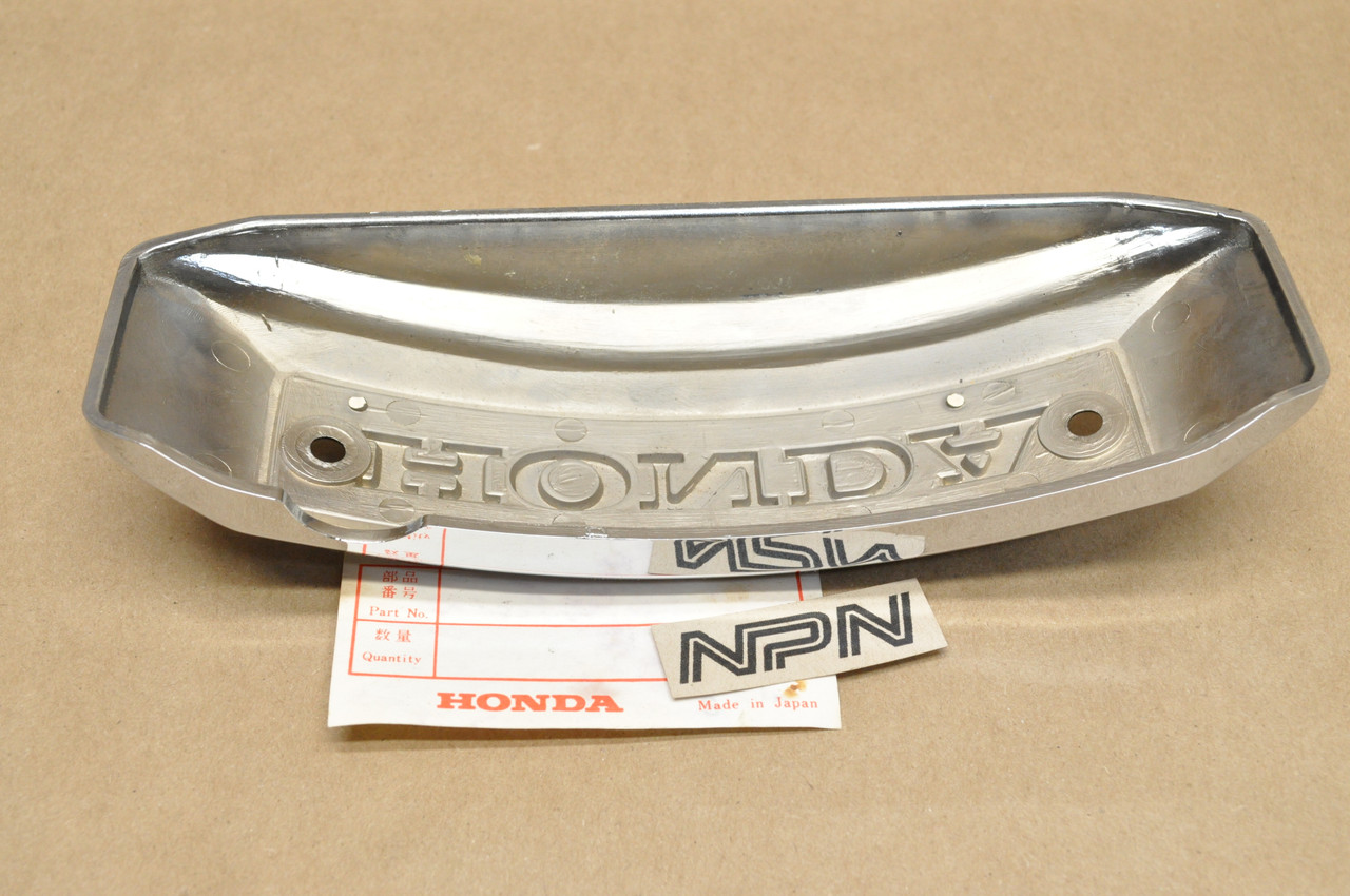 NOS Honda GL1100 Gold Wing Steering Stem Emblem Front Fork Cover 61401-463-000