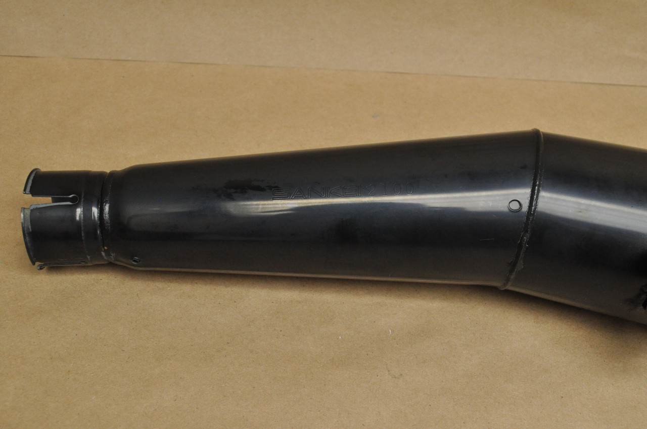 NOS Honda 1984-85 VF700 S Sabre Left Exhaust Muffler 18430-MB0-950