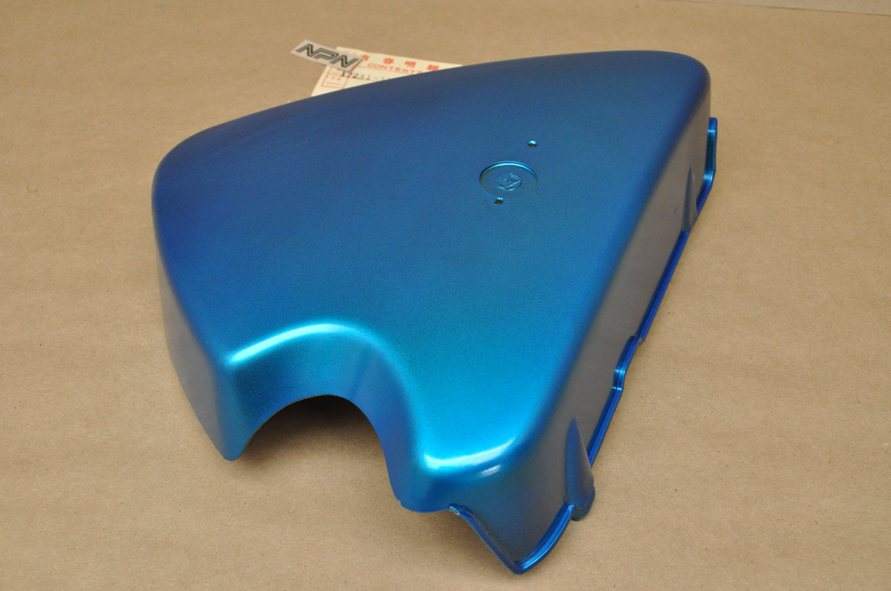 NOS Honda SL350 K0 Air Cleaner Right Side Cover in Blue 17231-310-000 CN
