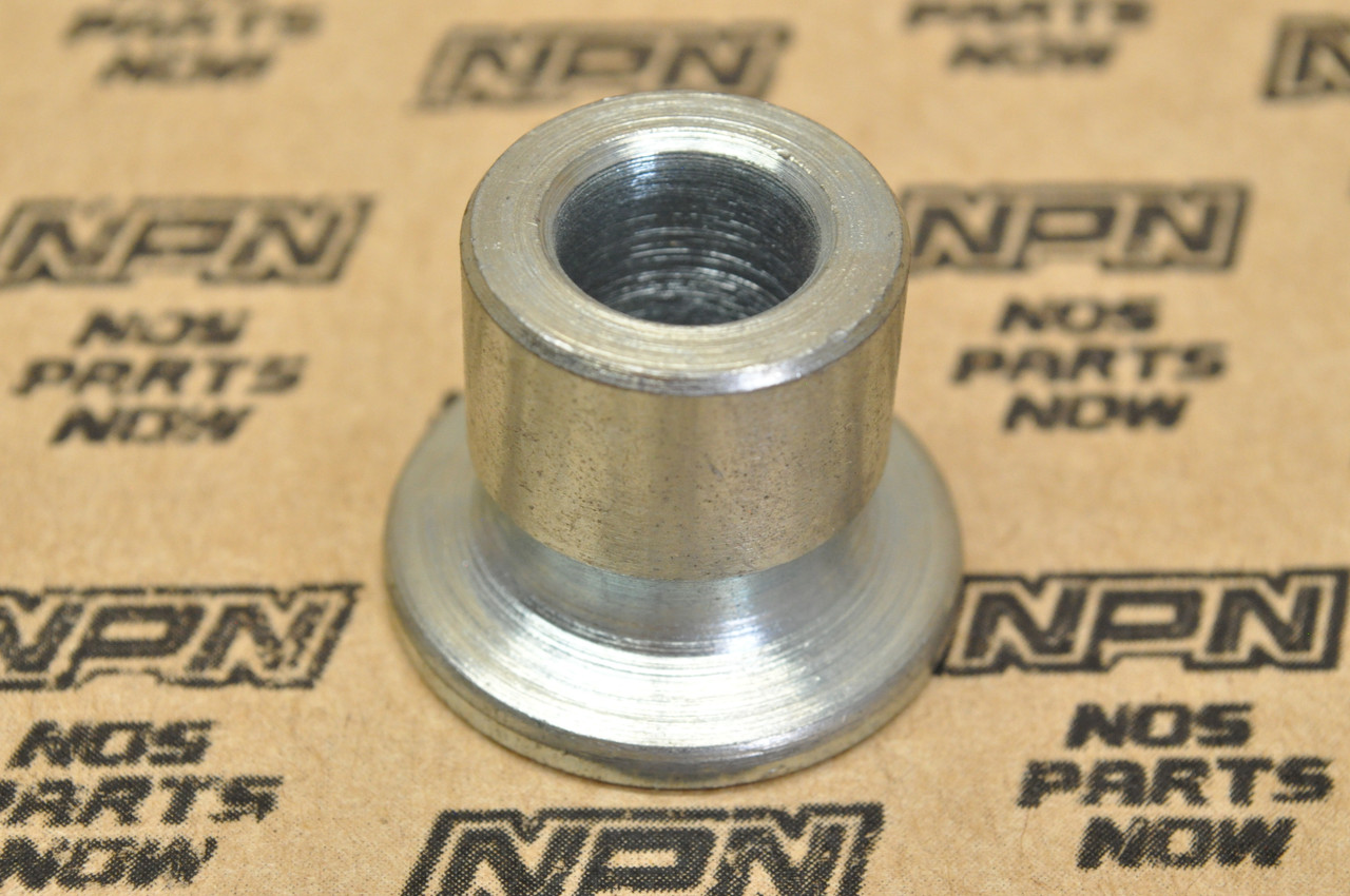 NOS Honda CR125 M MR175 MT125 TL250 Front Wheel Axle Side Collar 44311-360-000