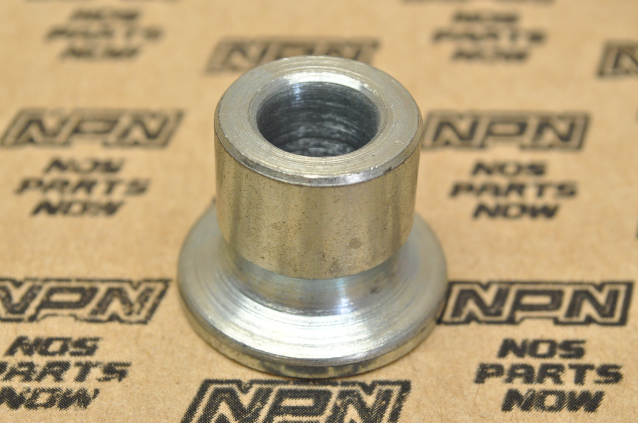 NOS Honda CR125 M MR175 MT125 TL250 Front Wheel Axle Side Collar 44311-360-000