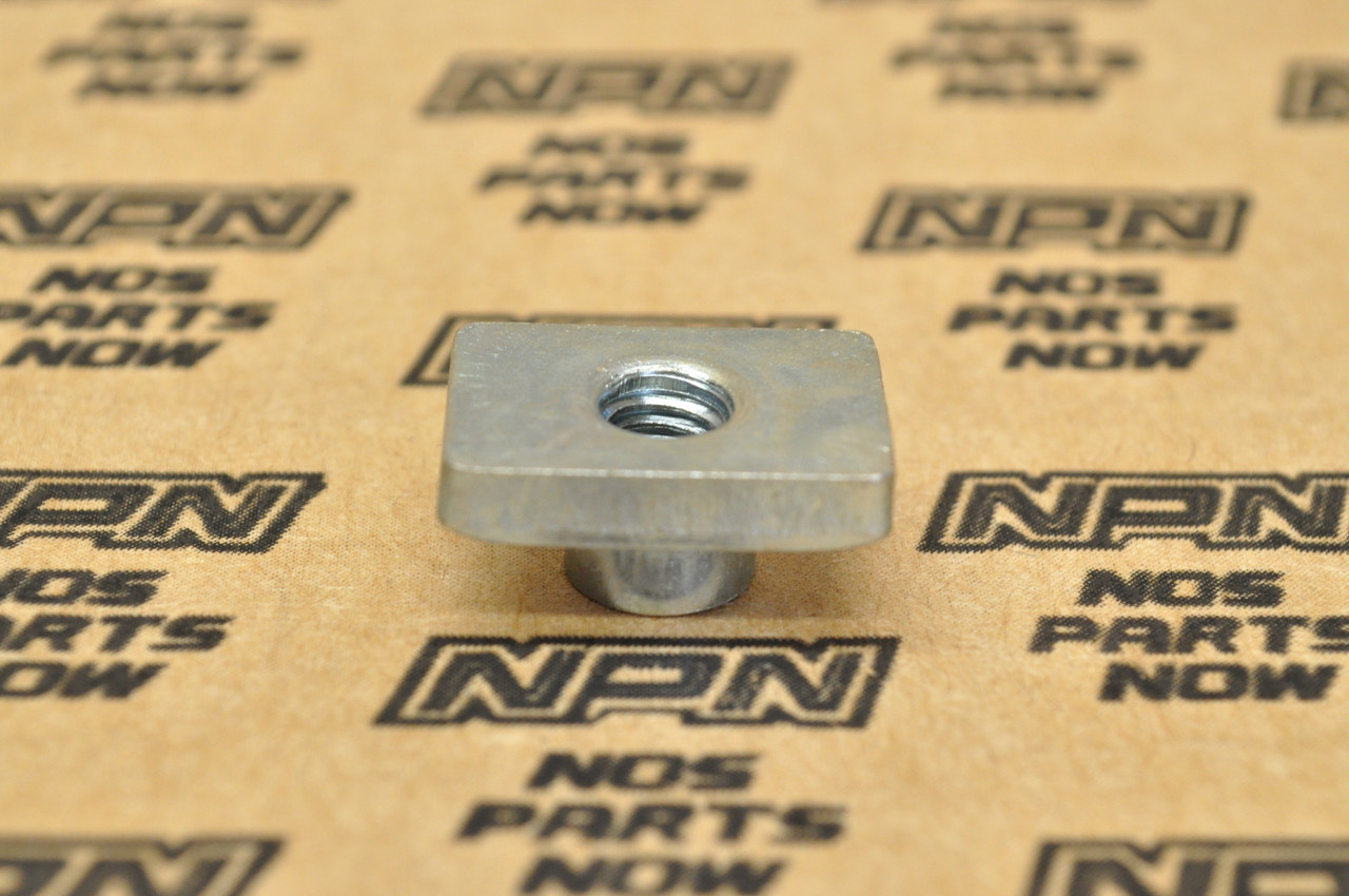 NOS Honda ATC10 ATC185 CB450 CM400 CM450 XR250 XR500 Set Nut 61304-162-013
