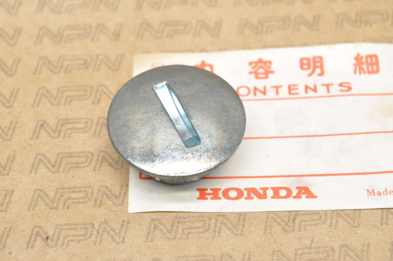 NOS Honda CMX450 GL1000 GL1100 GL1200 Gold Wing Oil Fill Cap Bolt 90008-371-000