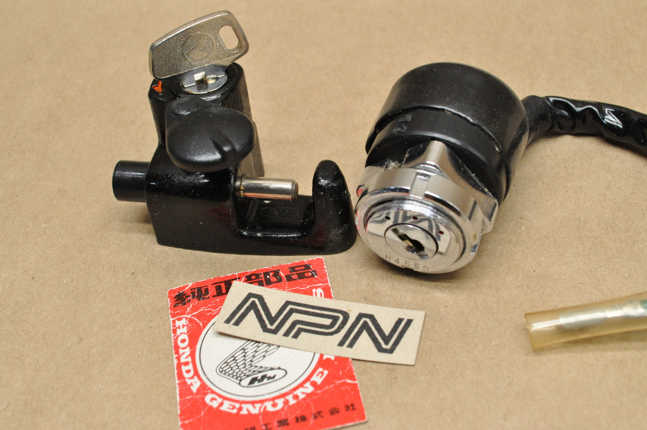 NOS Honda SL70 K1 Main Ignition Switch Helmet Lock & Key Set 35030-118-771