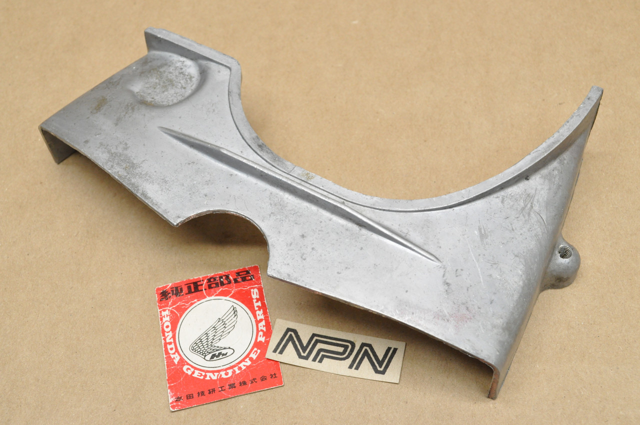 NOS Honda CA77 CA72 Drive Sprocket Inner Cover Guard 11661-259-000