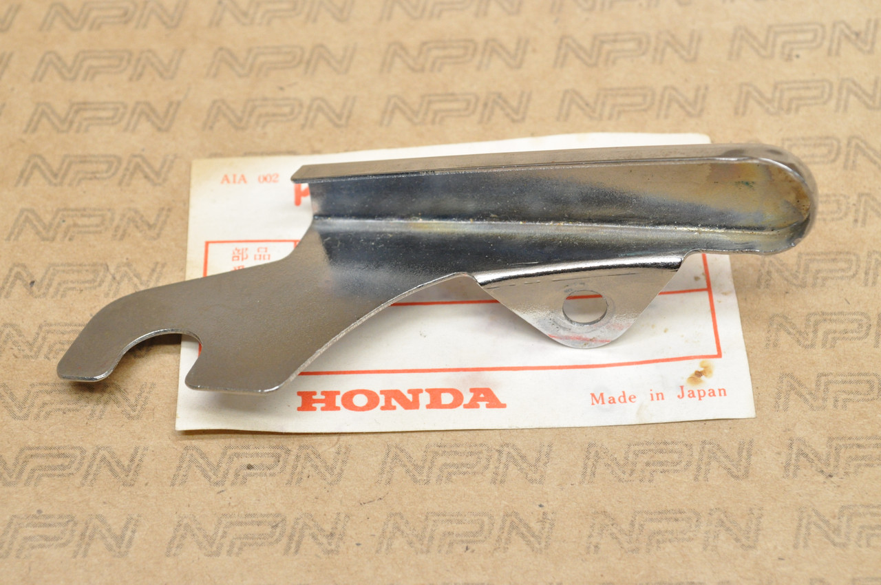 NOS Honda CB72 CB77 Rear Fender Mud Flap Left Stay Bracket 80123-268-010