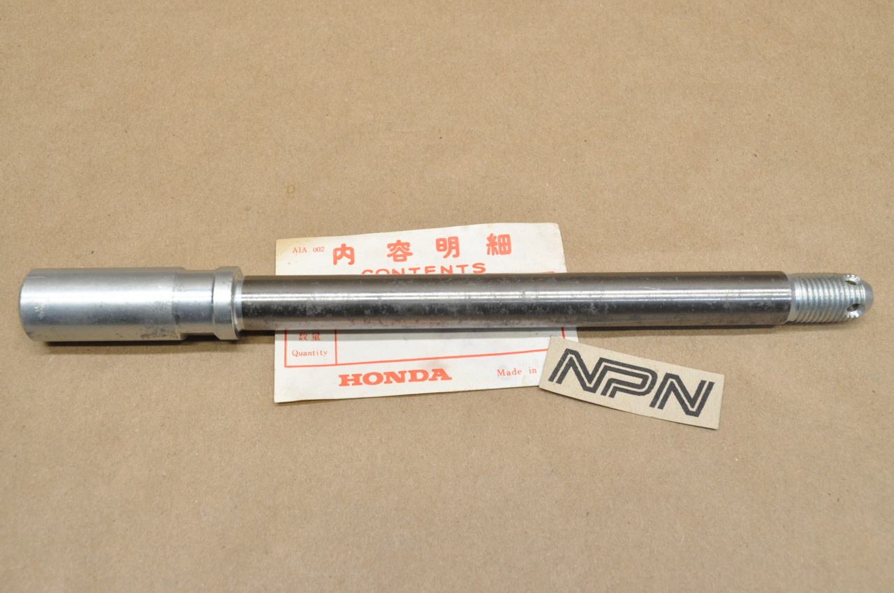 NOS Honda CB400 A CB400T CB450 T CM400 CX500 Front Wheel Axle 44301-413-000