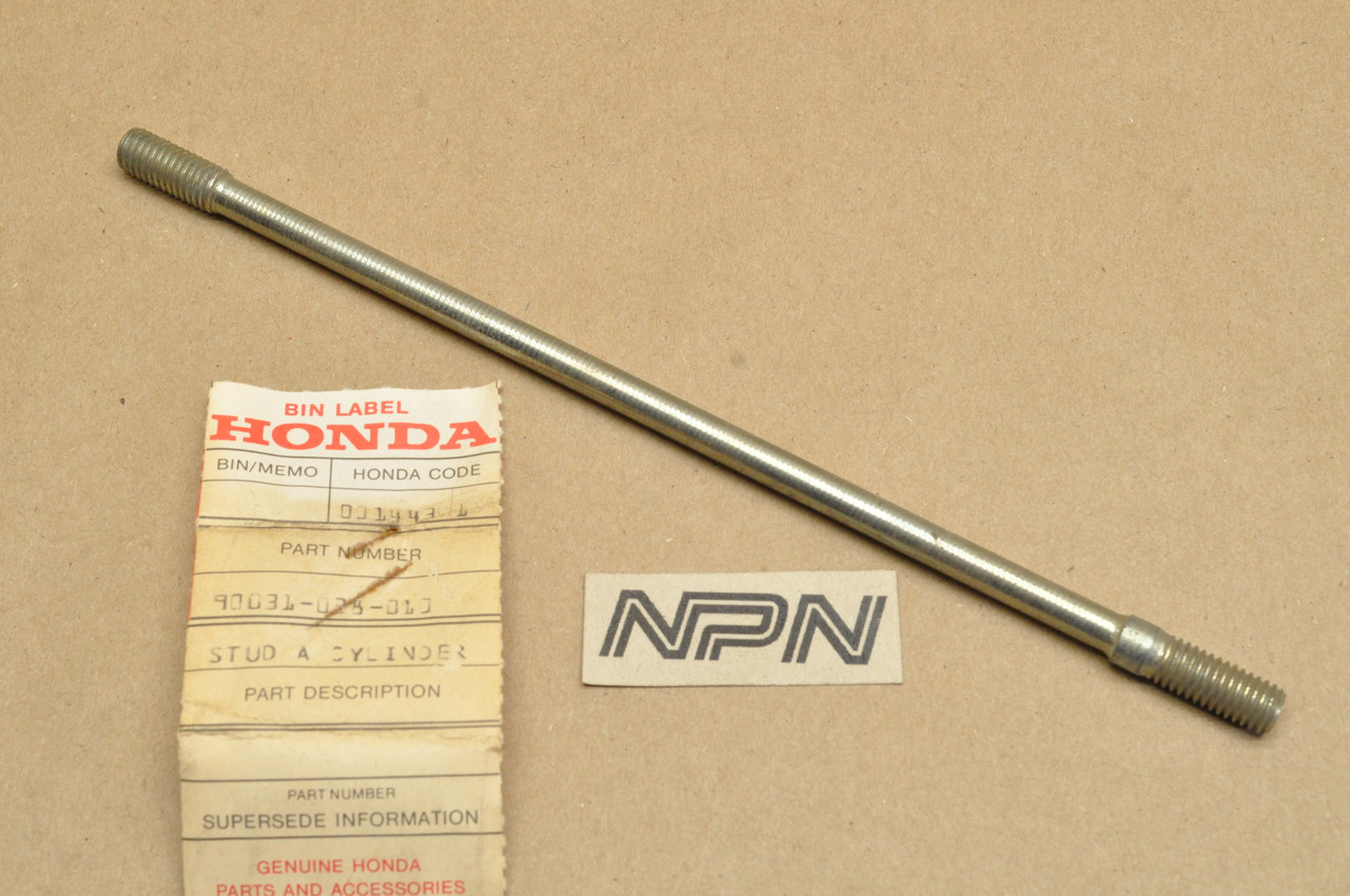 NOS Honda ATC90 CL90 CM91 CT90 S90 SL90 Cylinder Stud Bolt "A" 90031-028-010