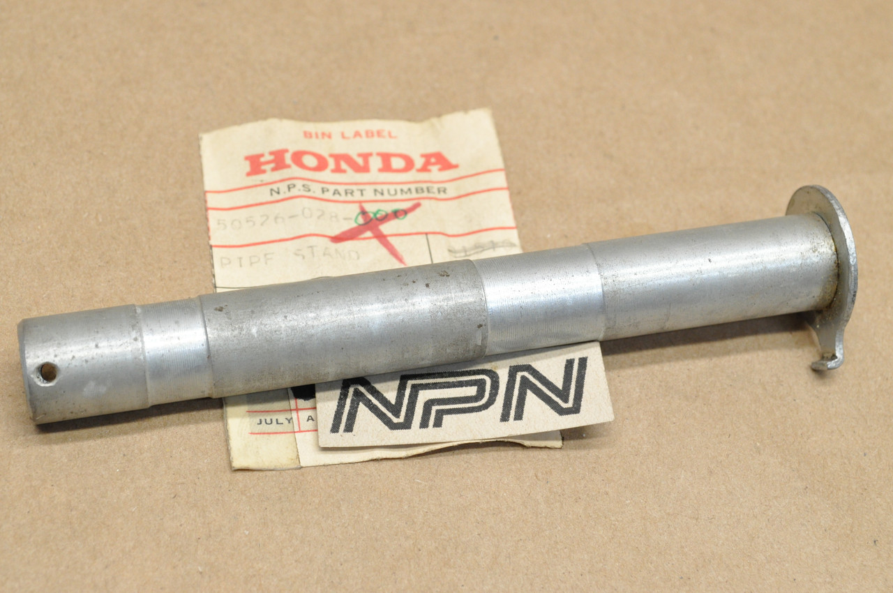 NOS Honda S90 Sport 90 Main Center Stand Pivot Shaft Pipe 50526-028-000