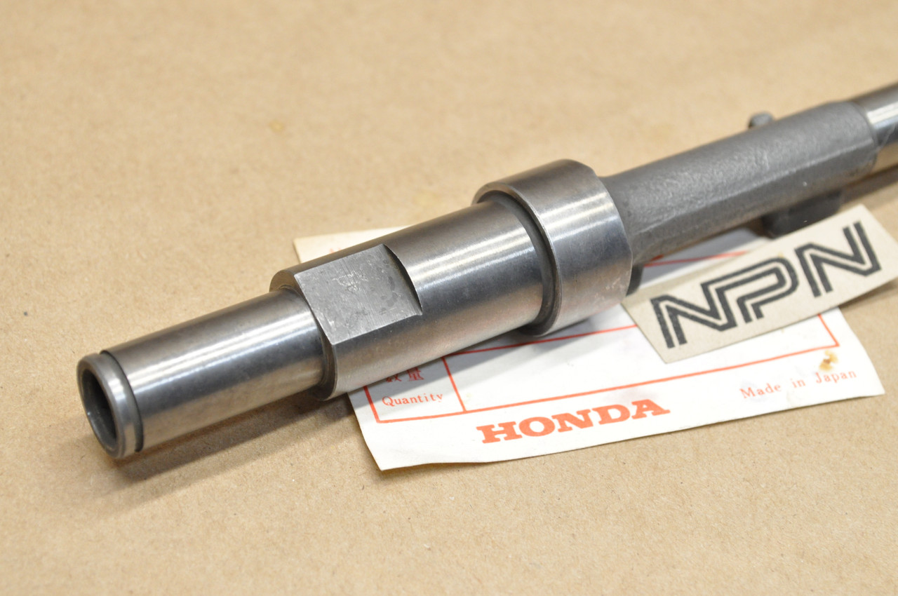NOS Honda CB92 Kick Start Starter Spindle Shaft 28251-205-010