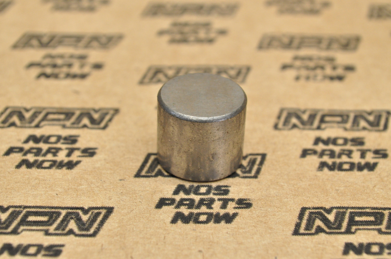 NOS Honda CB750 CB900 CX500 GL1100 GL1200 GL650 VF1100 Roller 91101-516-000