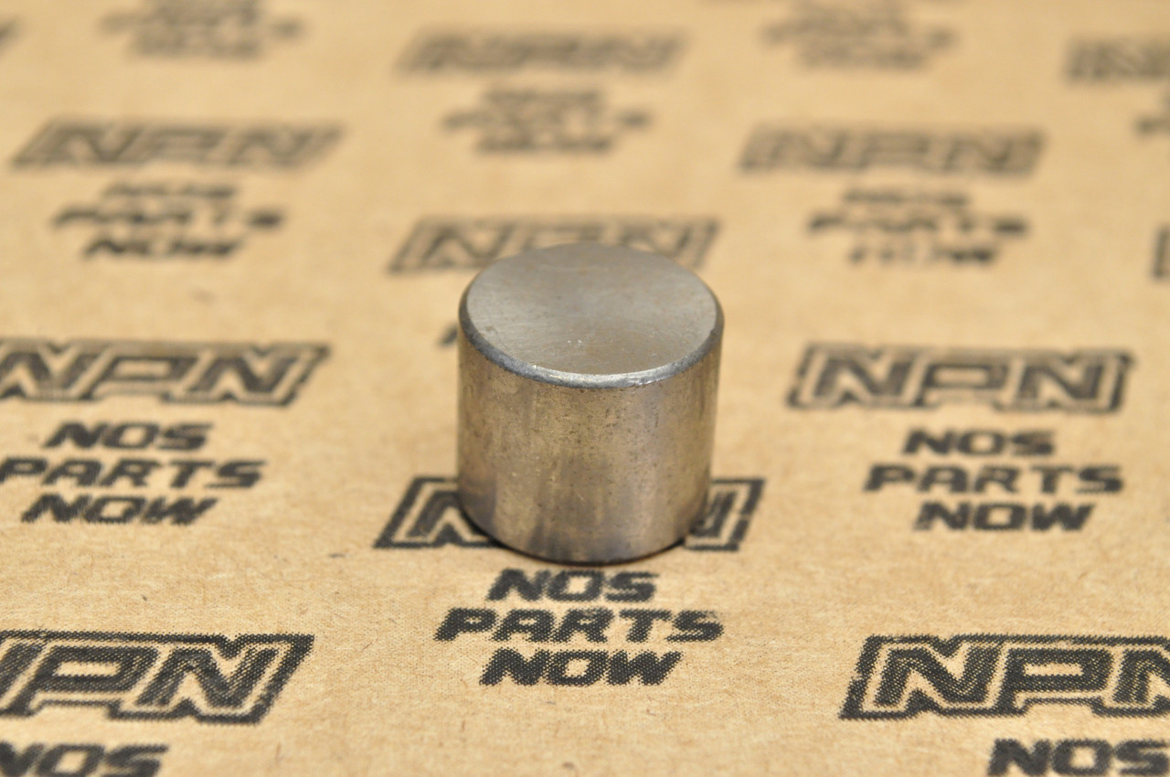 NOS Honda CB750 CB900 CX500 GL1100 GL1200 GL650 VF1100 Roller 91101-516-000