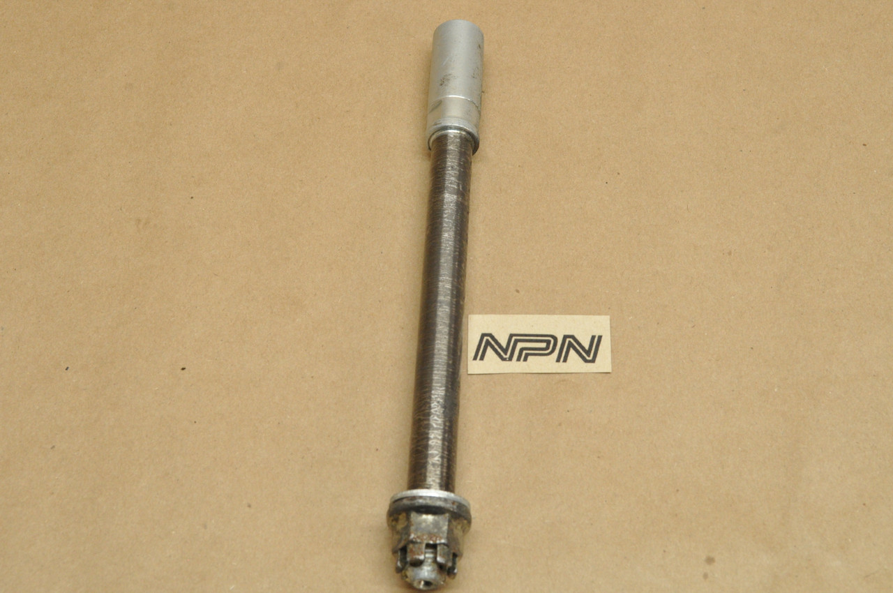 Vtgn Used OEM Honda CB400 CB450 CM400 CX500 Front Wheel Axle Bolt 44301-413-000