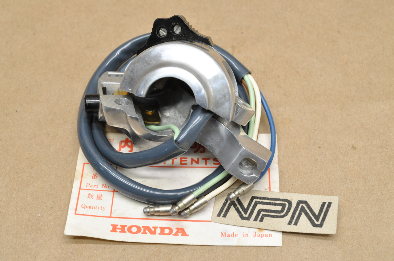NOS Honda C110 CA110 Horn & Light Dimmer Switch 35300-017-000