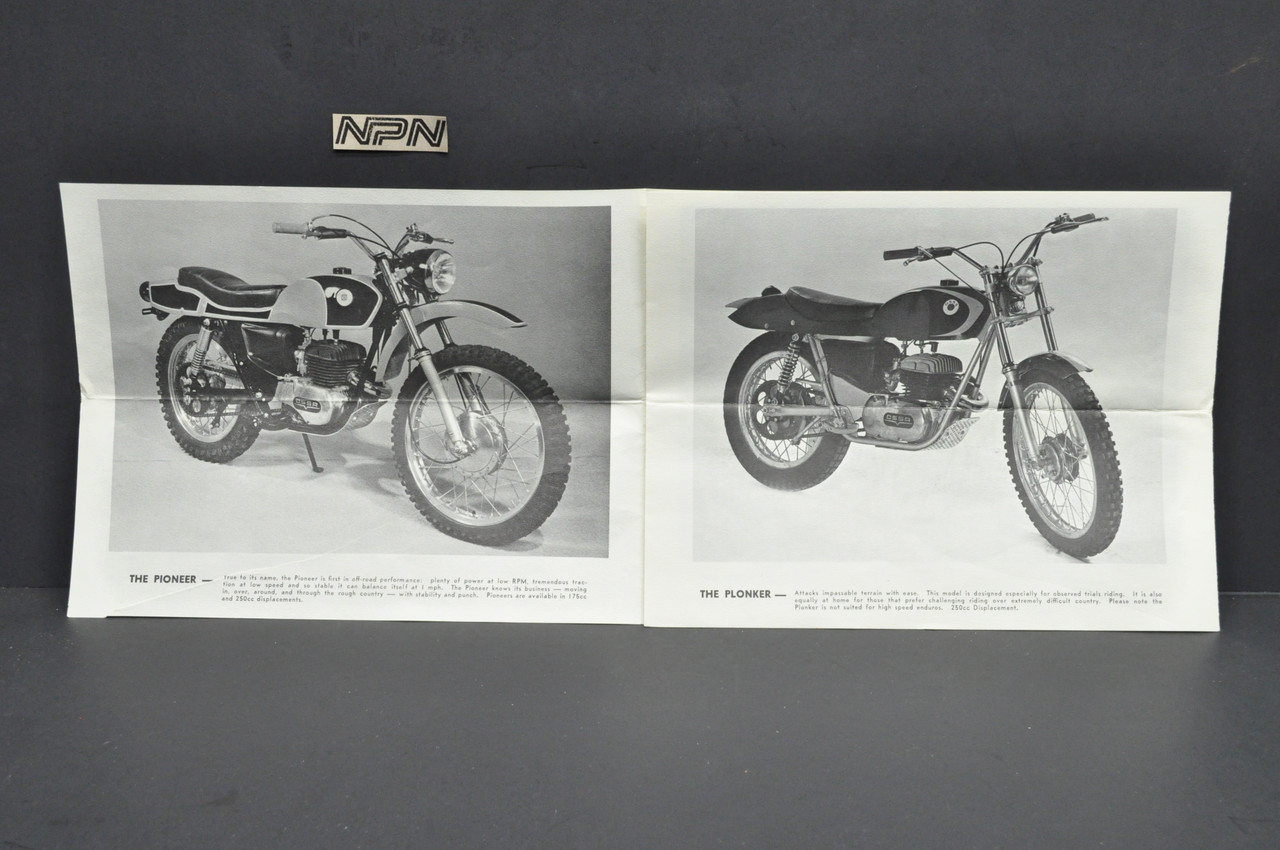 Vtg 1970 OSSA Motorcycle Brochure Dick Mann Pioneer Stiletto Wildfire Plonker