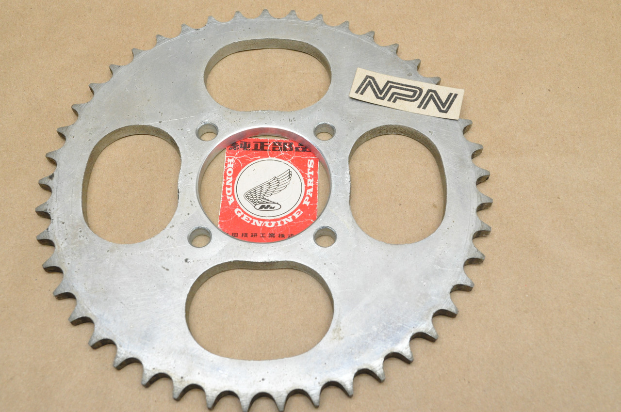 NOS Honda CL90 S90 Rear Wheel Chain Drive Sprocket 45T 41201-028-000