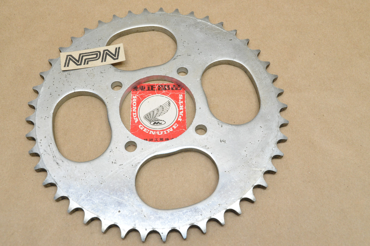 NOS Honda CL90 S90 Rear Wheel Chain Drive Sprocket 45T 41201-028-000